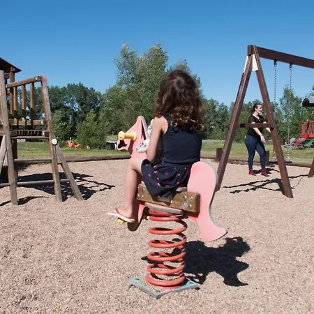 Village Toue Du Domaine Des Demoiselles