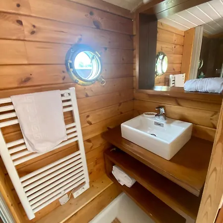 Village Toue Du Domaine Des Demoiselles Chassenard