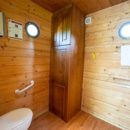 Village Toue Du Domaine Des Demoiselles Tekne Chassenard