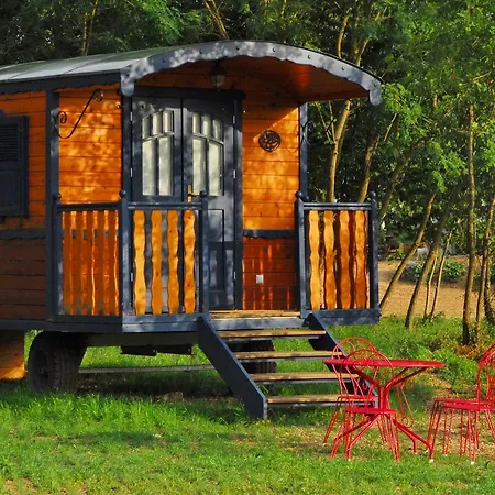 Village Toue Du Domaine Des Demoiselles Tekne