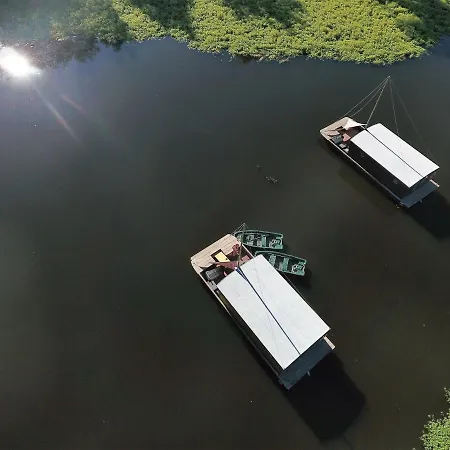 Village Toue Du Domaine Des Demoiselles *