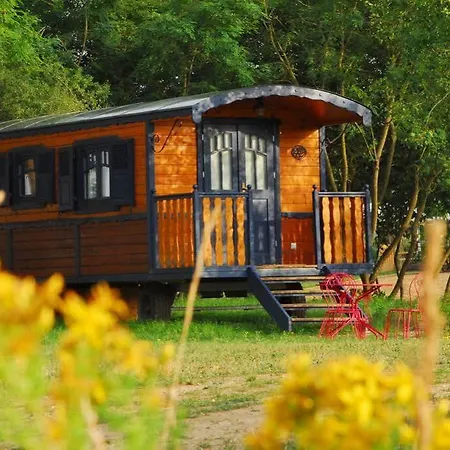 Village Toue Du Domaine Des Demoiselles Tekne