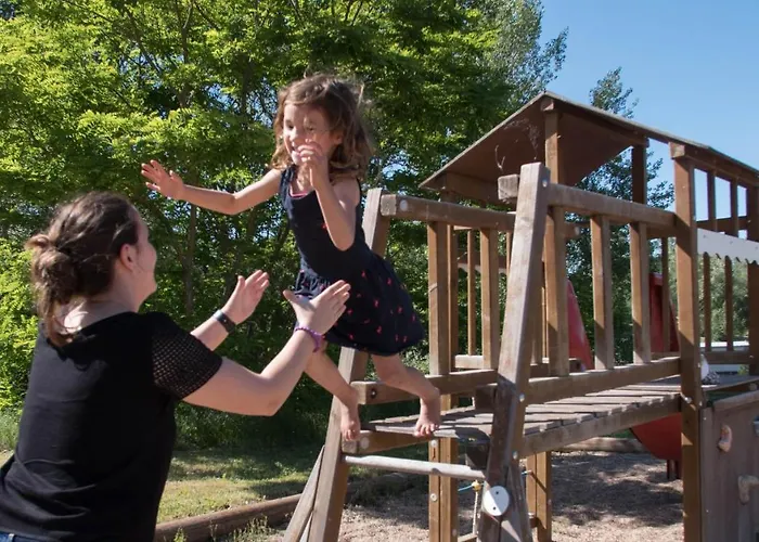 Village Toue Du Domaine Des Demoiselles Chassenard