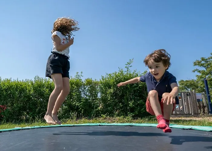 Village Toue Du Domaine Des Demoiselles Chassenard