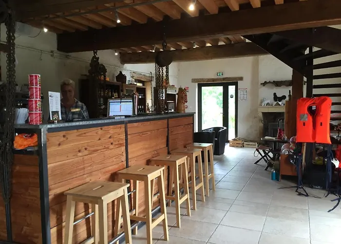 Village Toue Du Domaine Des Demoiselles * Chassenard